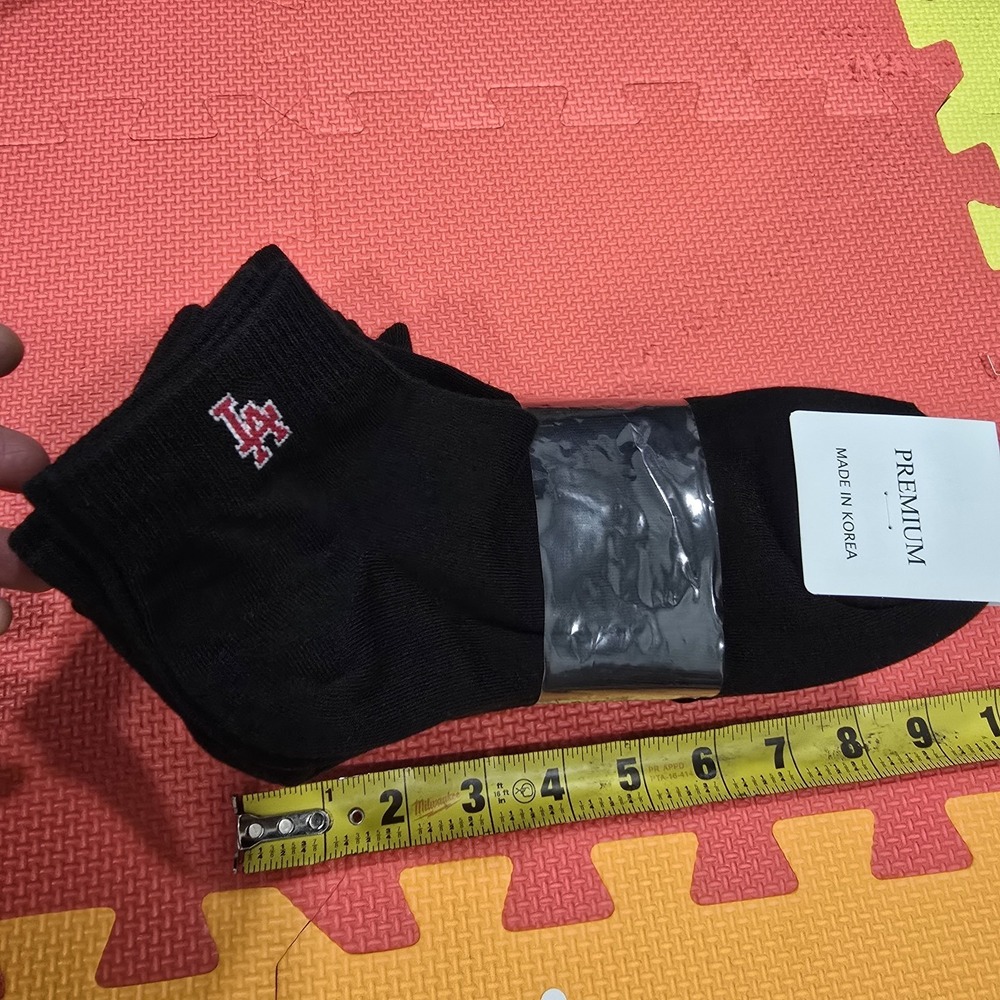 10 Pairs Premium Men's Ankle Socks - Black with Red LA Logo - Made in Korea -...